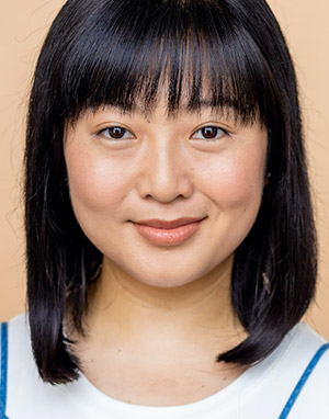 headshot: Harmony Zhang