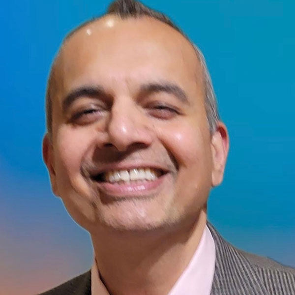 headshot: Malik Gilani